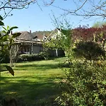 Le Cloky Bed and Breakfast 4*
