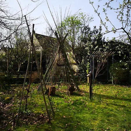Le Cloky Bed & Breakfast Thomery