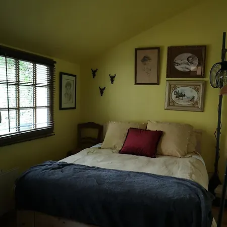 Le Cloky Bed & Breakfast