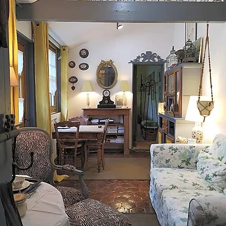 Le Cloky Thomery